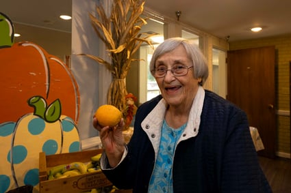 Senior-Friendly Activities That Capture the Heart of Fall