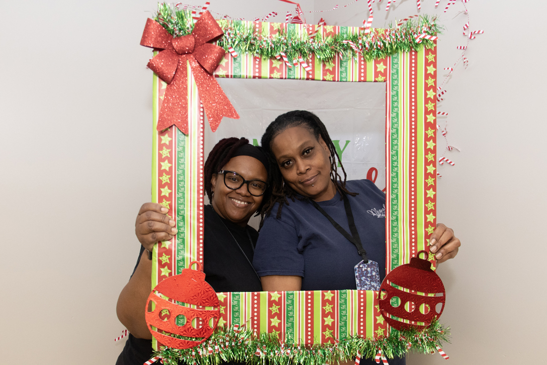 Midway Christmas Party (7006)