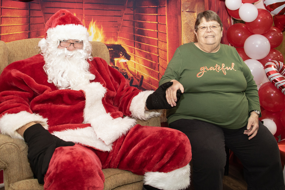 Americus RC 2024 Santa and Hot Cocoa (7687) 