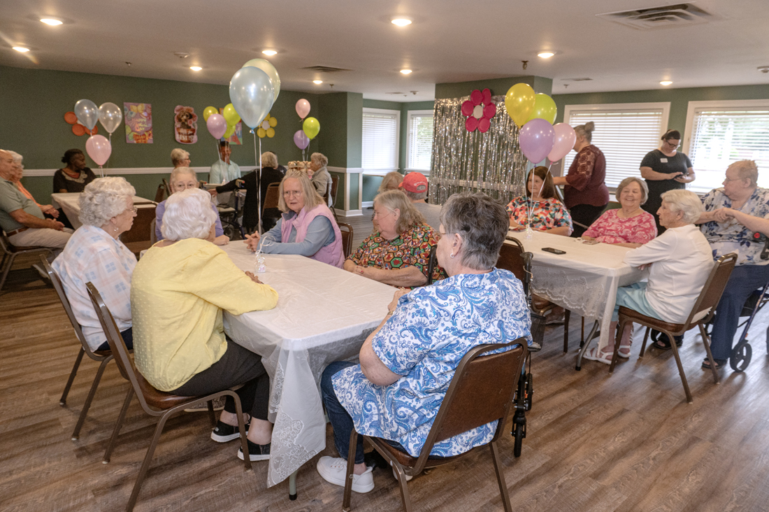Americus Retirement Center Mothers Day_8521