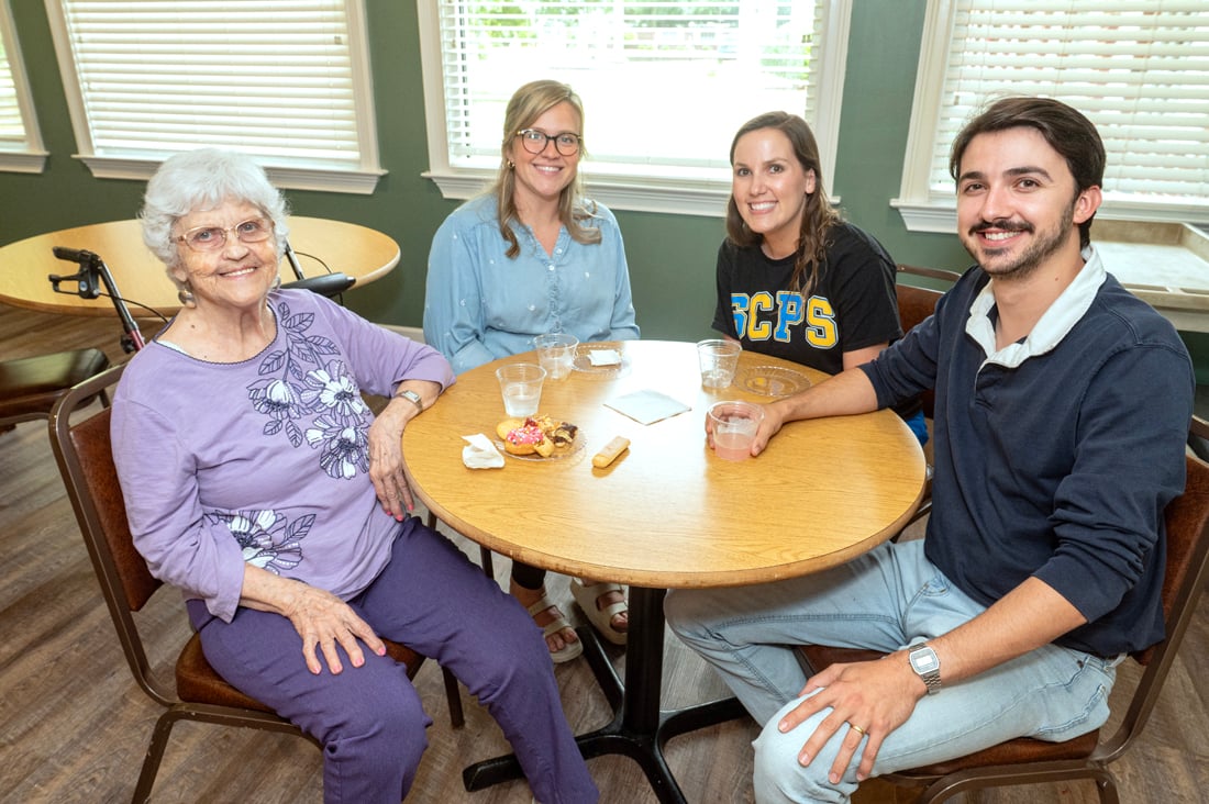Americus Retirement Center Mothers Day_8539