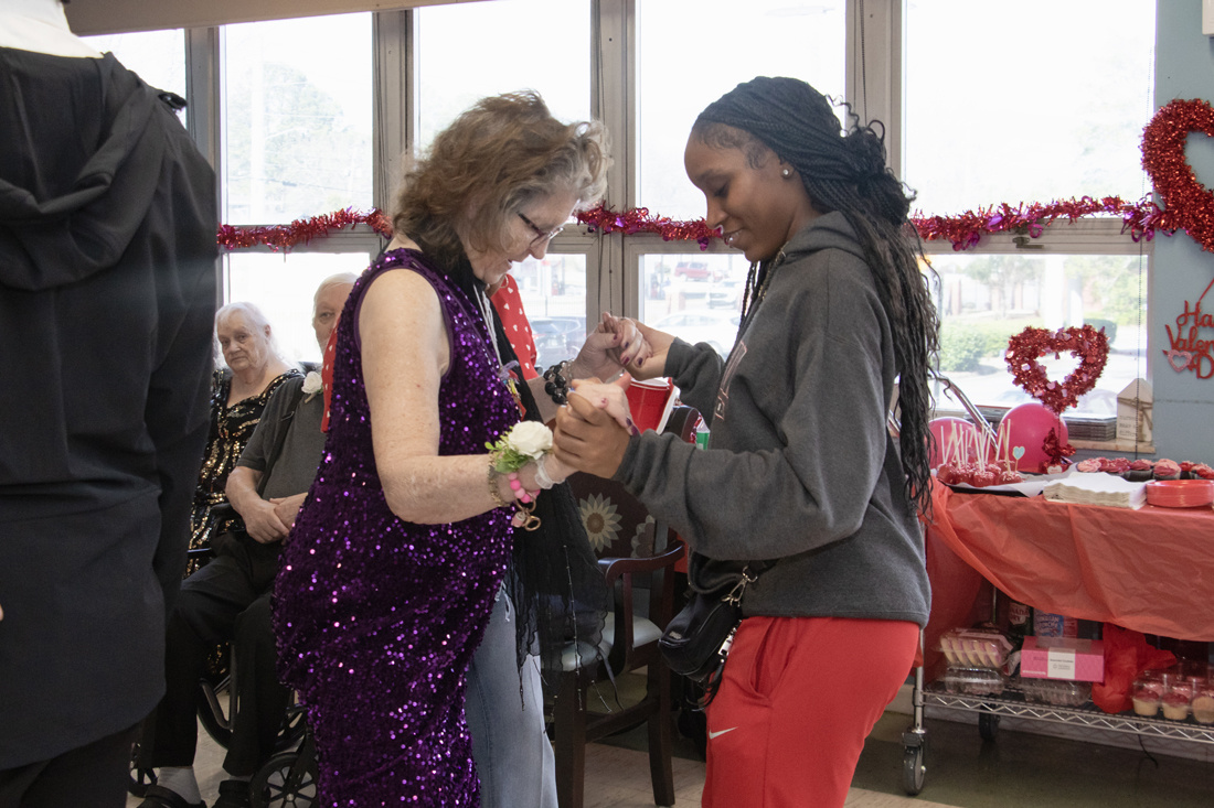 Columbus East - 2025 Valentines Day Dance (9154)