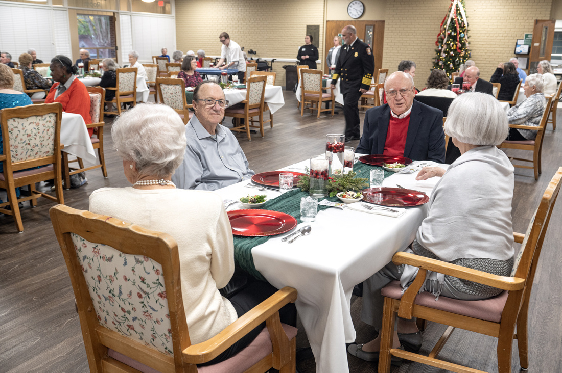 Americus_Christmas Dinner_5578