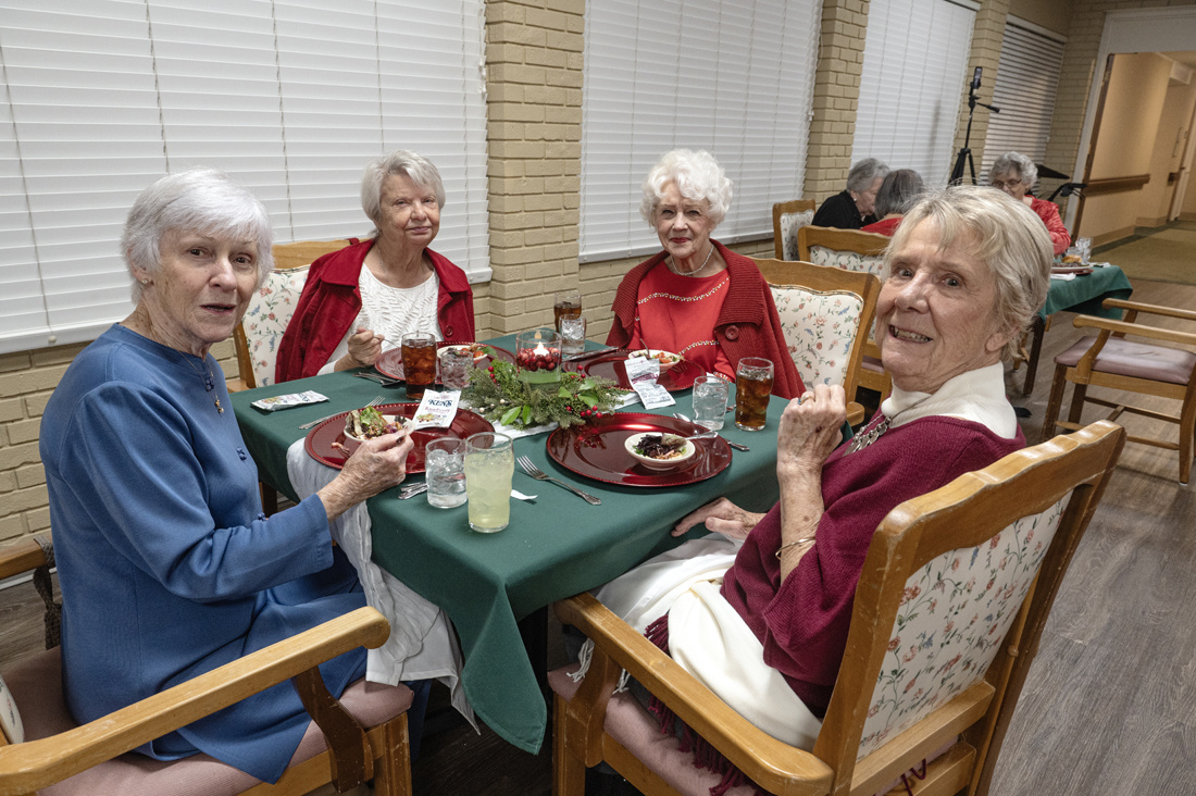 Americus_Christmas Dinner_5636