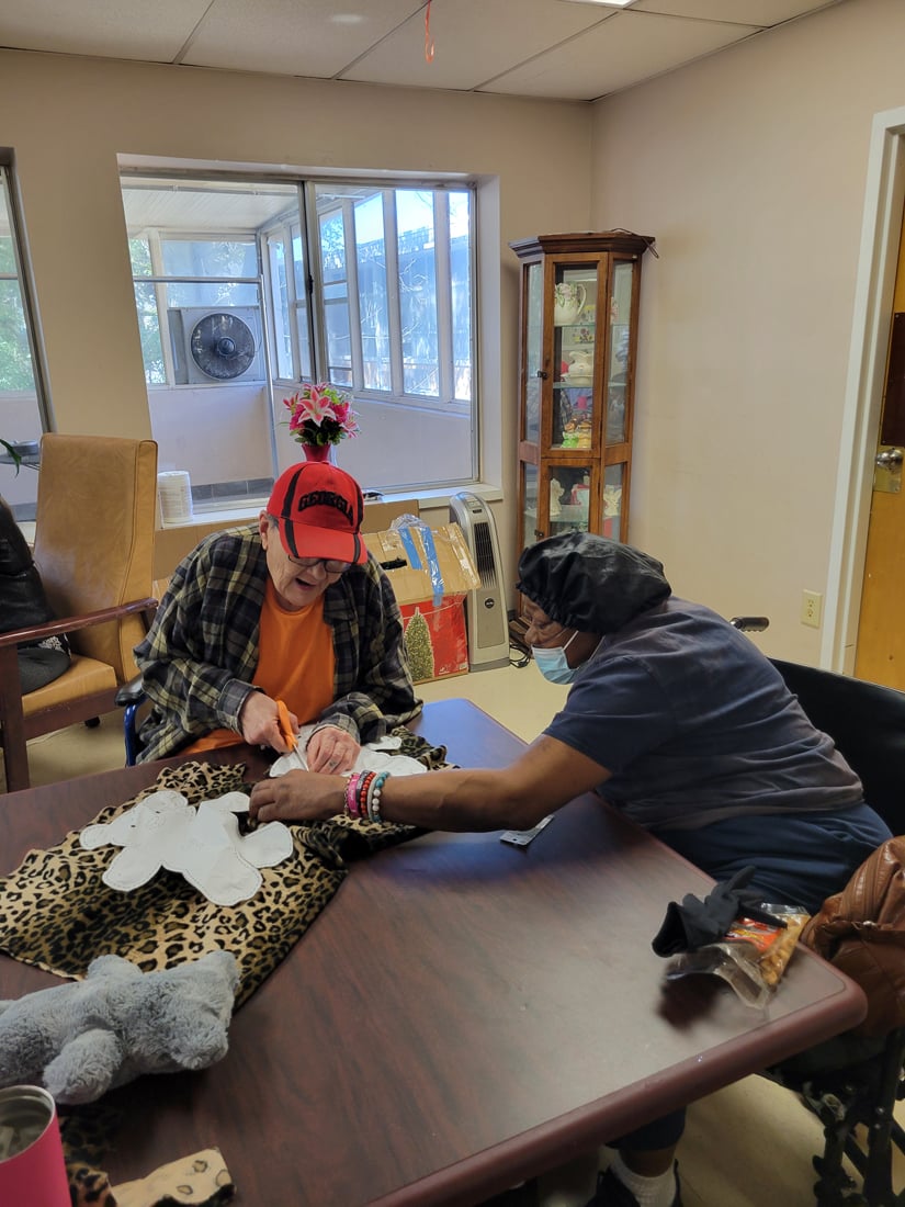 Columbus East - Making Teddy Bears (2260)
