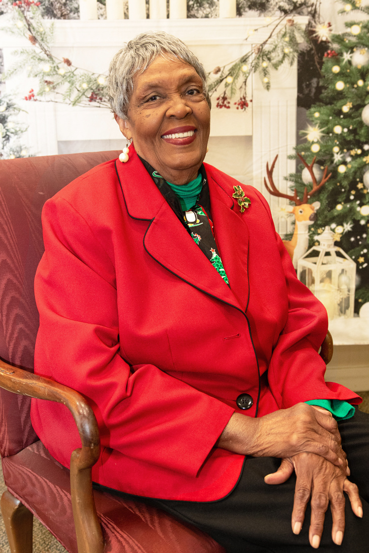 Macon 2024 Christmas Portraits (6586)