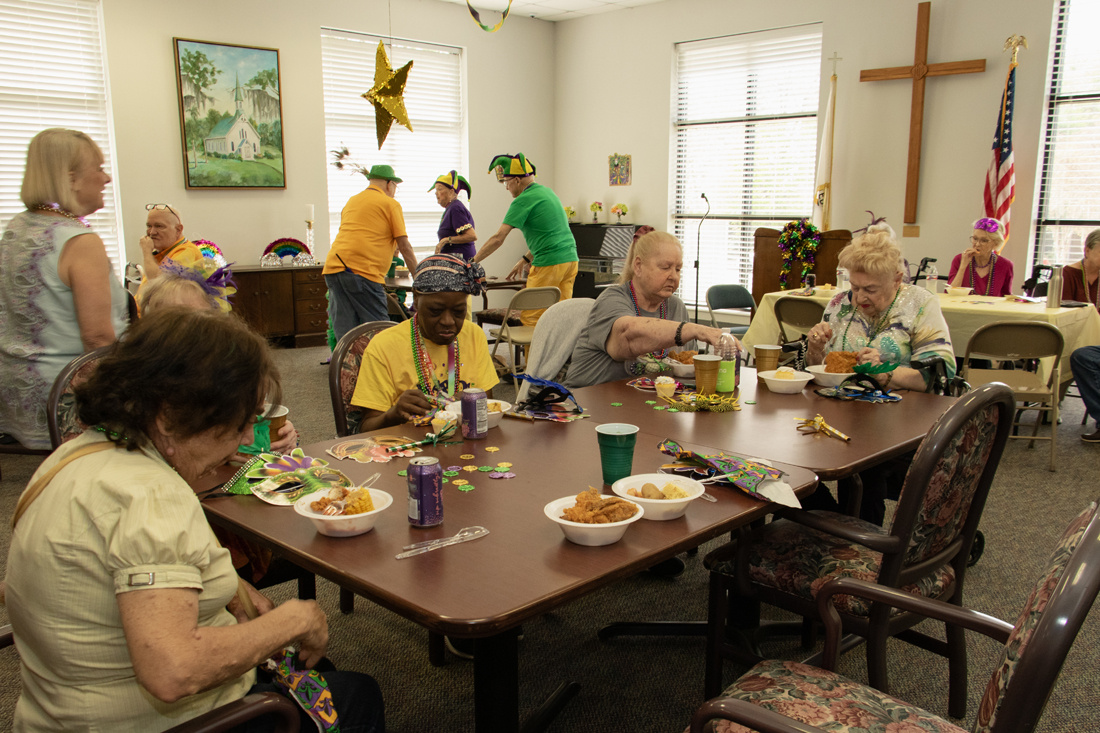 Macon 2025 Mardi Gras Mens Club Cookout (18)