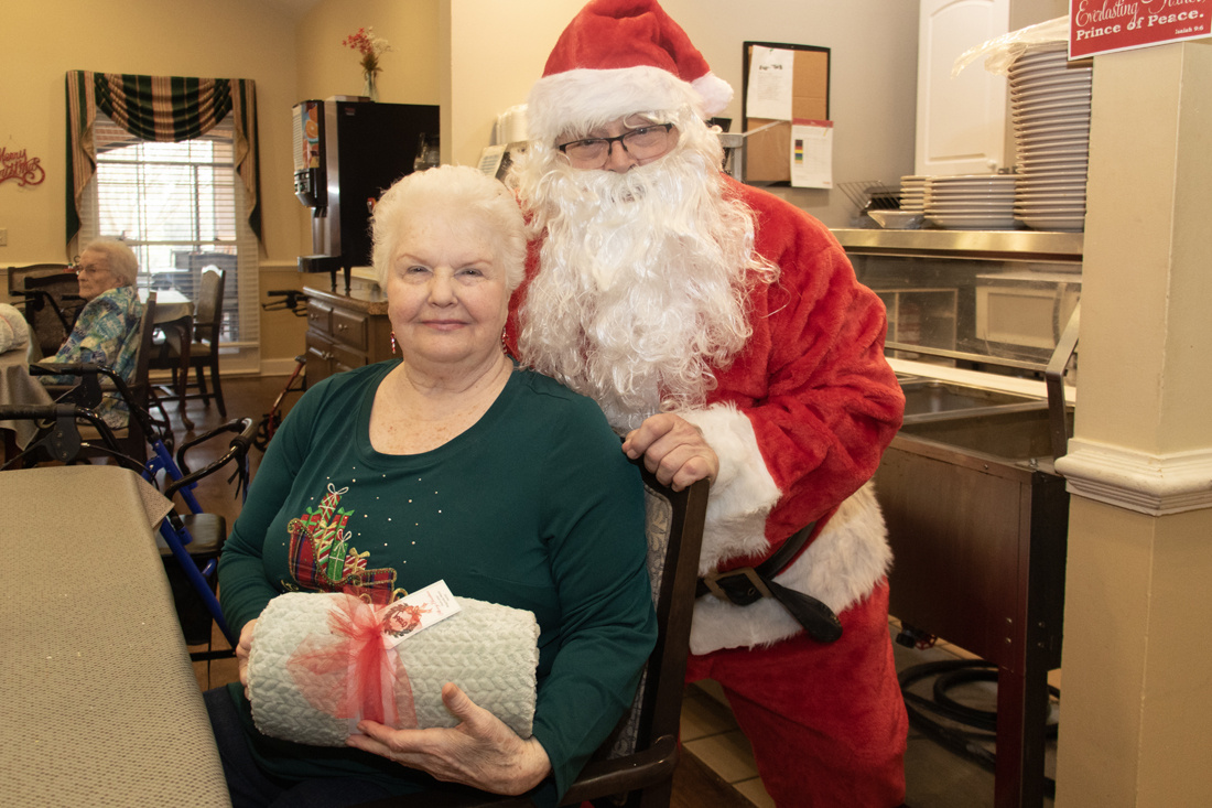 Moultrie 2024 Santa Visit (8712) 