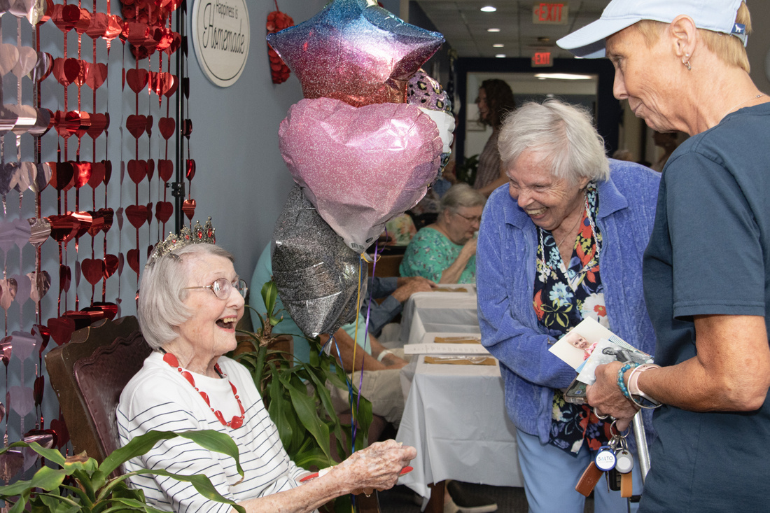 Richmond Hill Resident - Elizabeth Wilbanks 102nd Birthday (2495)