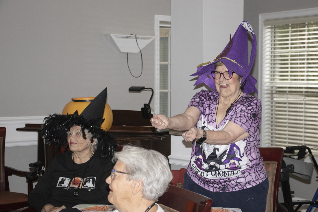 St. Simons - Halloween Party (4982) 