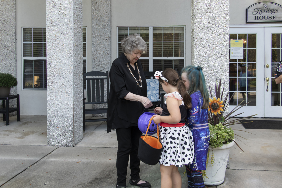 St. Simons Trick or Treating (5062)