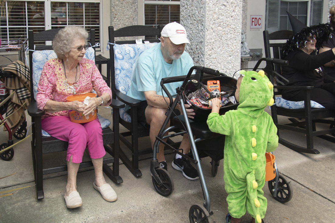 St. Simons Trick or Treating (5132)