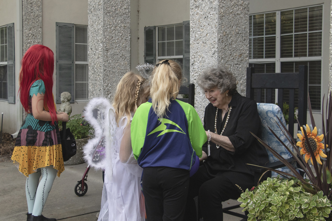 St. Simons Trick or Treating (5149)