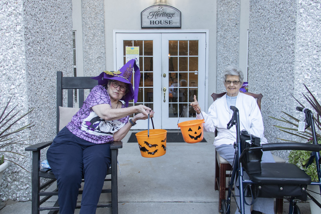 St. Simons Trick or Treating (5243)